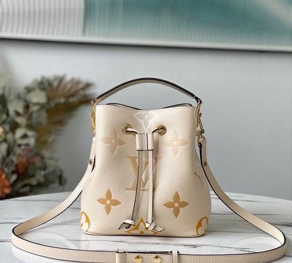 LV Replica Bags Neonoe M45716 20x20x13 cm