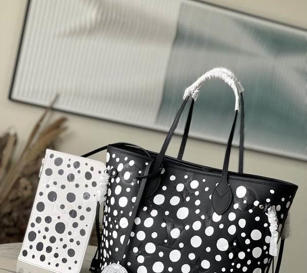 LV Replica Bags Neverfull M46390 31x28x14cm