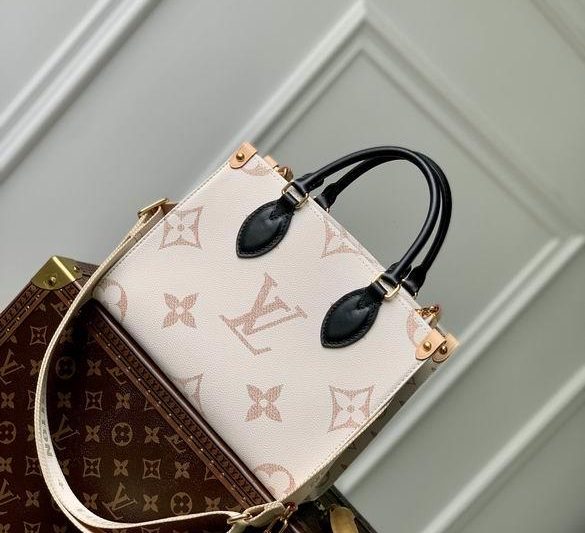 LV Replica Bags Onthege M24533 25x19x11.5cm