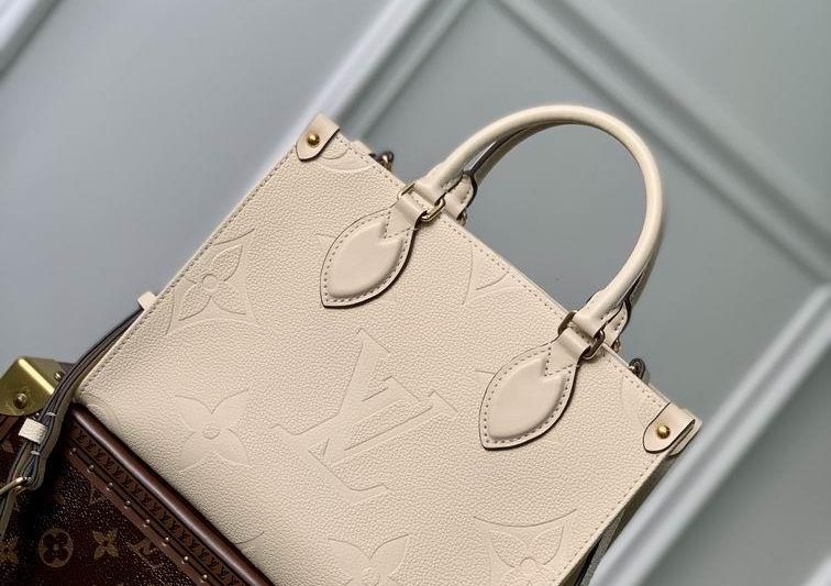 LV Replica Bags OnTheGo M45653 25x19x11.5cm