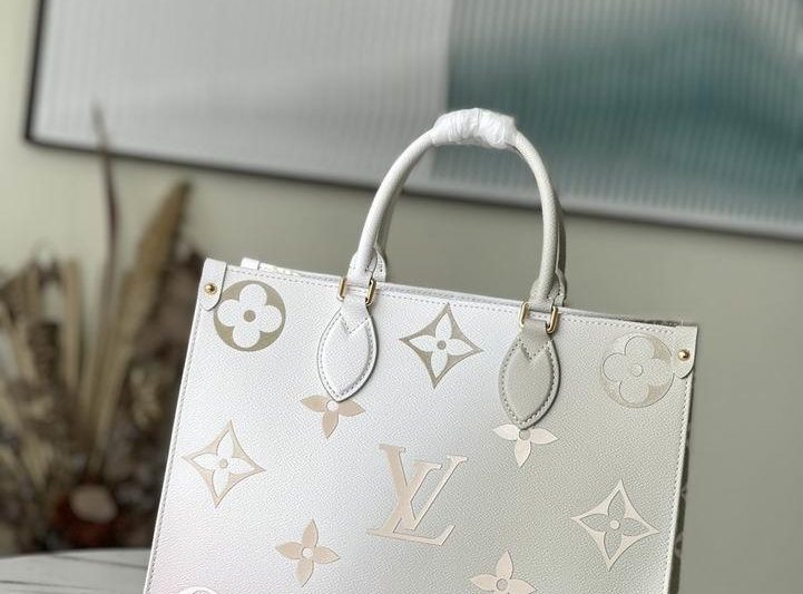 LV Replica Bags OnTheGo M20510 35x27x14cm