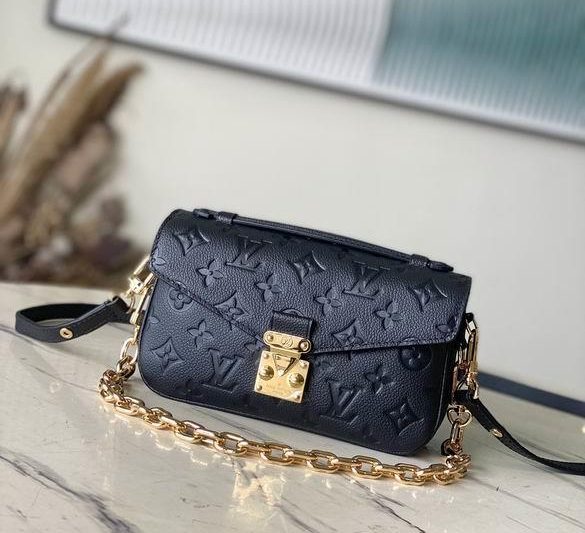 LV Replica Bags Pochette Metis M46595 21.5×13.5x6cm