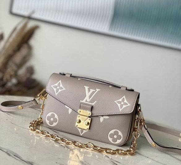 LV Replica Bags Pochette Metis M23081 21.5×13.5x6cm