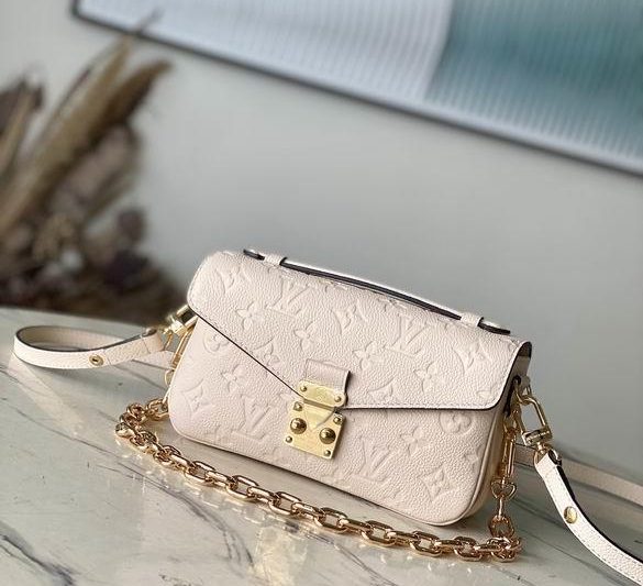 LV Replica Bags Pochette Metis M22942 21.5×13.5x6cm