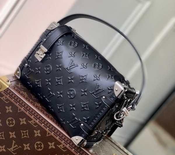 LV Replica Bags Petite Malle M21709全皮黑 21x14x6cm