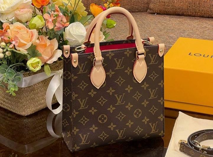 LV Replica Bags Sac Plat M46265 21.5x22x9cm