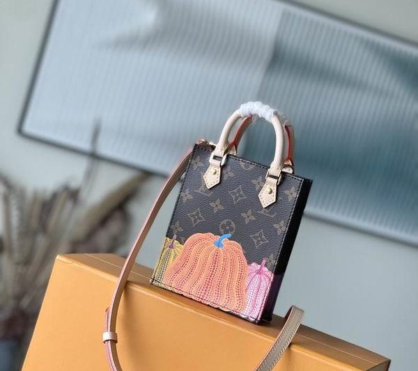 LV Replica Bags Sac Plat M82112 14x17x5cm