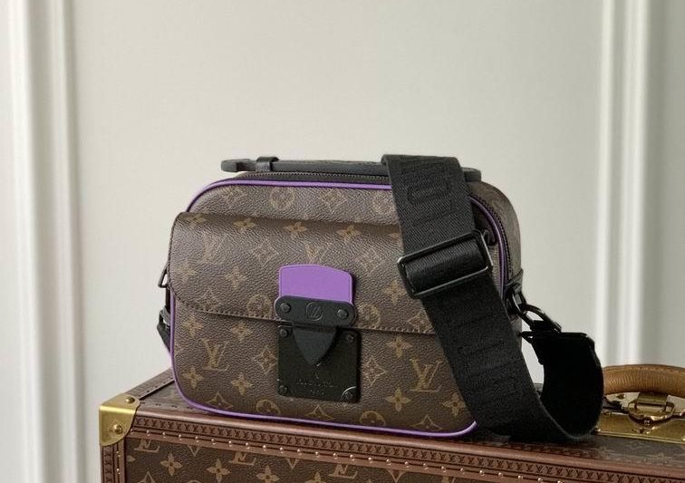 LV Replica Bags S-Lock M46246 22x18x8cm
