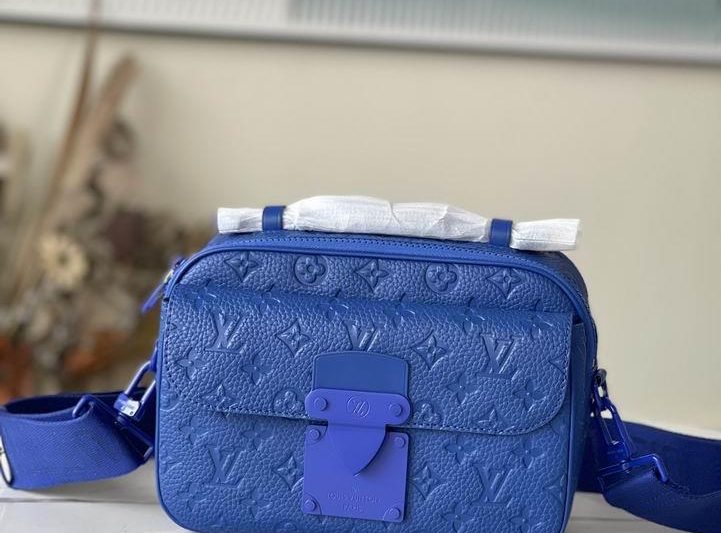 LV Replica Bags S Look M58488 22x18x8 cm