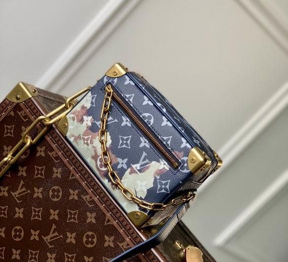 LV Replica Bags Soft Trunk M23731 18.5x13x8cm