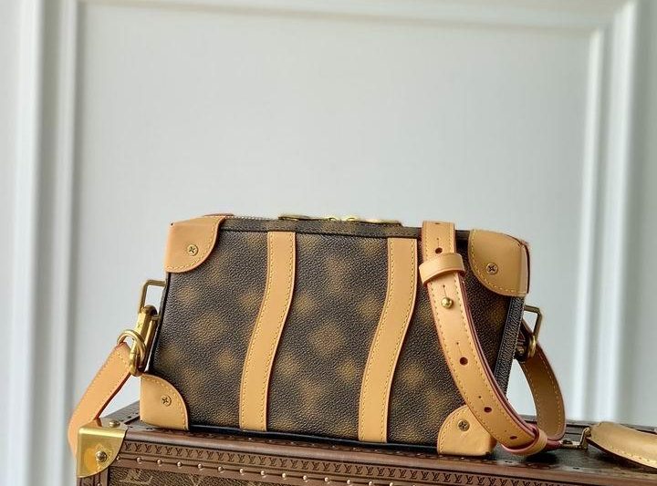 LV Replica Bags Soft Trunk M81580 22.5x14x5cm