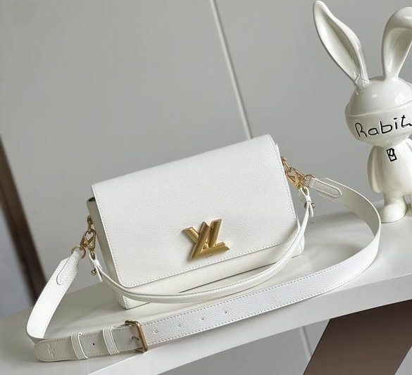 LV Replica Bags M24639 27X19X9cm