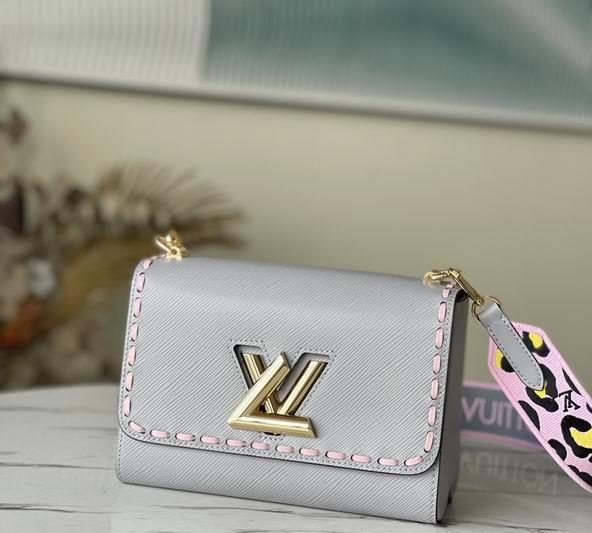LV Replica Bags M58606 23x17x9.5 cm
