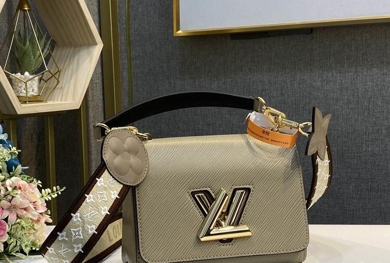 LV Replica Bags M57050 23x17x9.5cm
