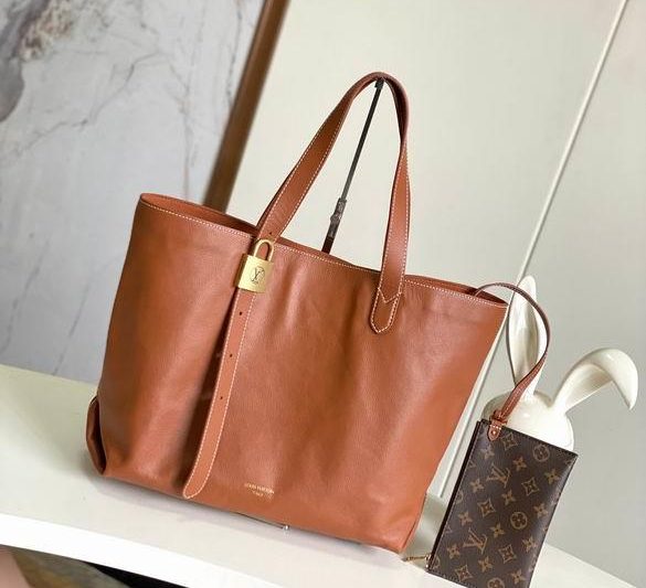 LV Replica Bags M25342 47X30X14cm