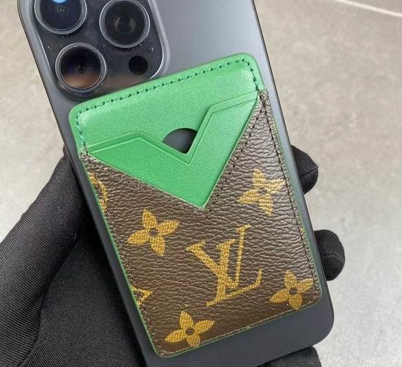 LV Replica Bags m12855 6.5X9.5X0.5cm  6