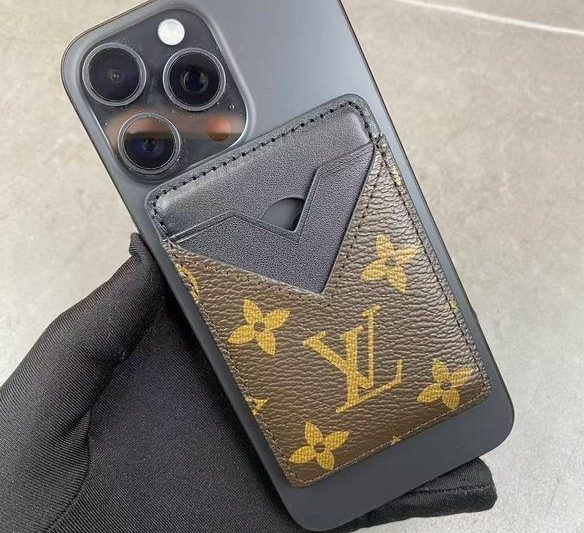 LV Replica Bags m12855 6.5X9.5X0.5cm  3