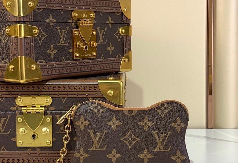LV Replica Bags Pharrell Williams m12616 9×0.5×14.8cm