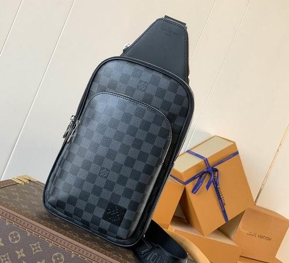 LV Replica Bags M45302 20X31X7cm