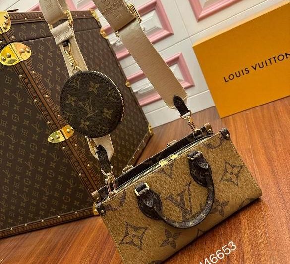 LV Replica Bags M46653 25X13X10cm