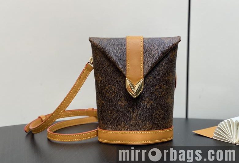 LV Replica Bags Envelope Pouch M11629 12.5x18x8.5cm