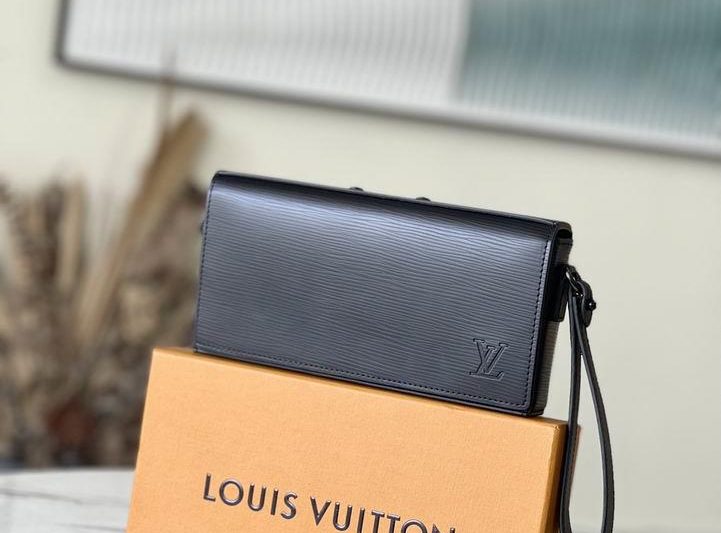 LV Replica Bags Long Slim M80589 21×10.5x3cm