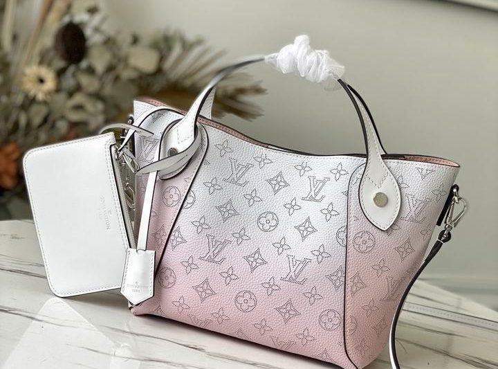 LV Replica Bags M57858 23x21x13 cm