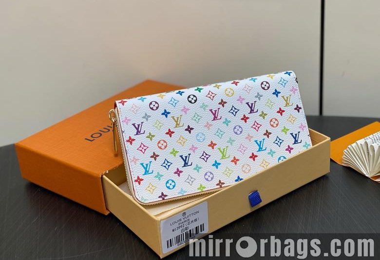 LV Replica Bags Zippy M13992 19.5×10.5×2.5cm