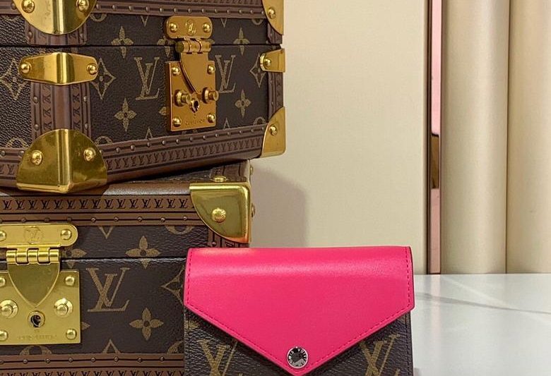 LV Replica Bags Victorine m12392 12×9.5×2.5cm