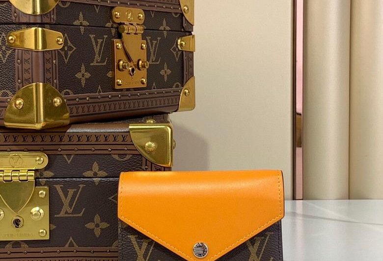 LV Replica Bags Victorine m12390 12×9.5×2.5cm
