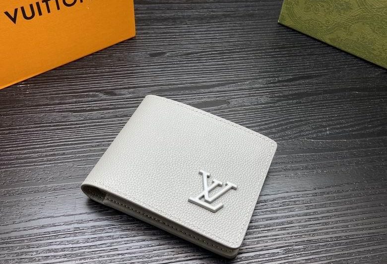 LV Replica Bags M81026 11.5X9X1.5cm  3colour