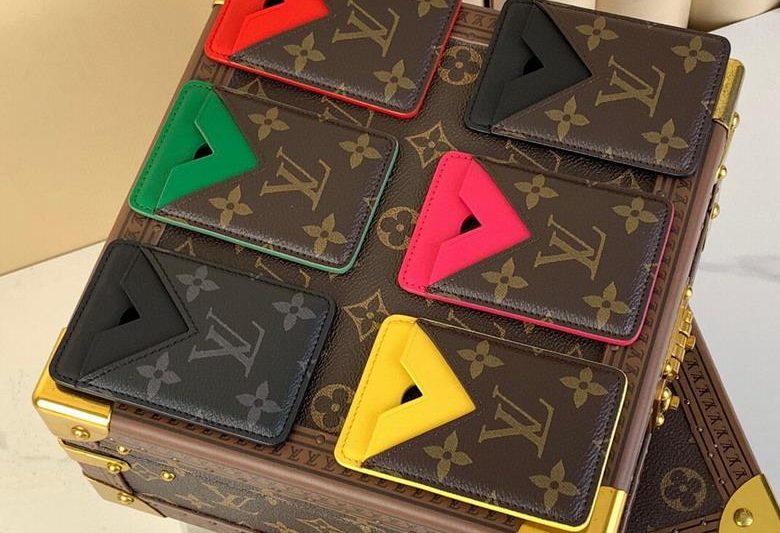 LV Replica Bags m13185 9.5×0.5×6.5cm