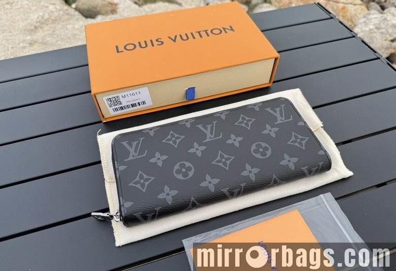 LV Replica Bags M11611 21X2.5X10cm