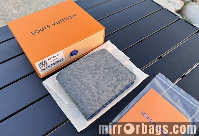 LV Replica Bags M11582 11X8.5X2cm