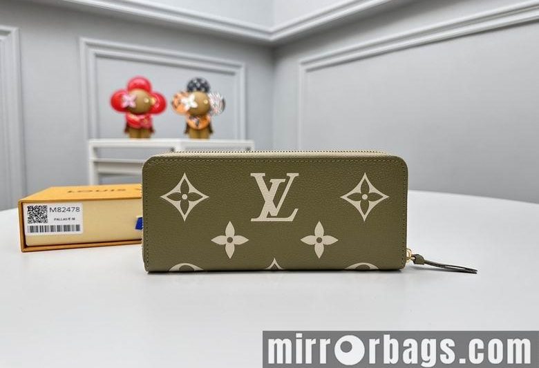 LV Replica Bags M82478 20X9X2cm