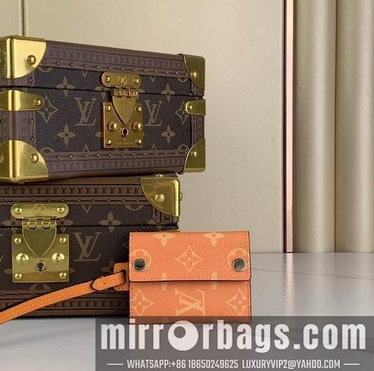 LV Replica Bags Necklace m83153 7.6x10x0.5cm