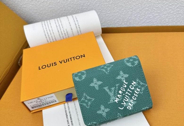 LV Replica Bags M12664 10.5X8cm