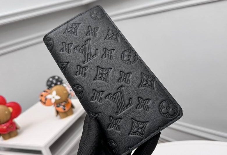 LV Replica Bags M62900 10X19X2cm