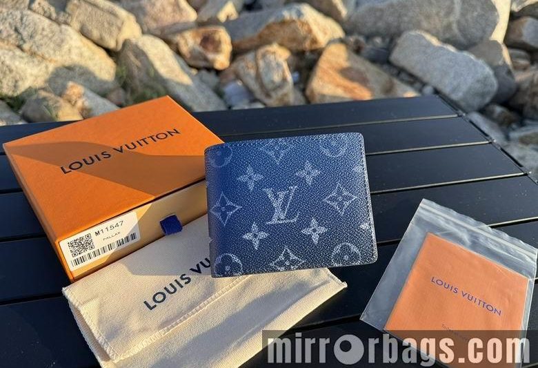 LV Replica Bags M11547 11.5X9X1.5cm  2colour