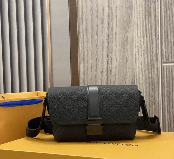 LV Replica Bags S-Hate M23741 28x16x10cm