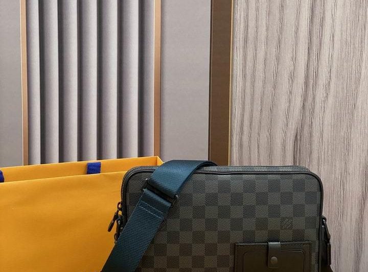 LV Replica Bags Alpha N40188 26x17x5cm