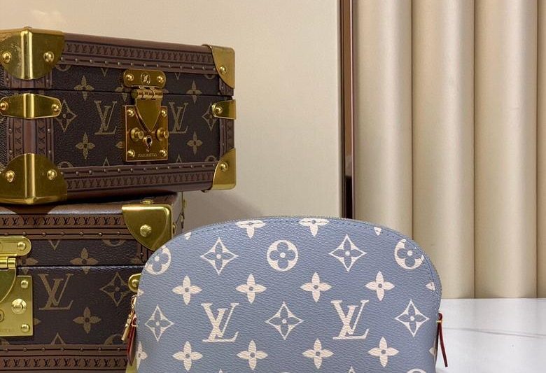 LV Replica Bags Pochette M47515 19x12x6cm