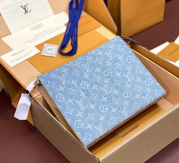 LV Replica Bags M47542 26X20cm