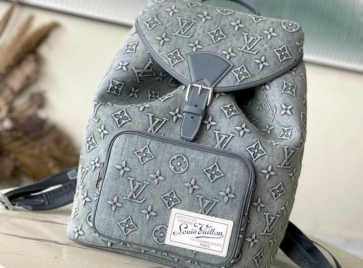 LV Replica Bags Montsouris M22534 32x40x19cm