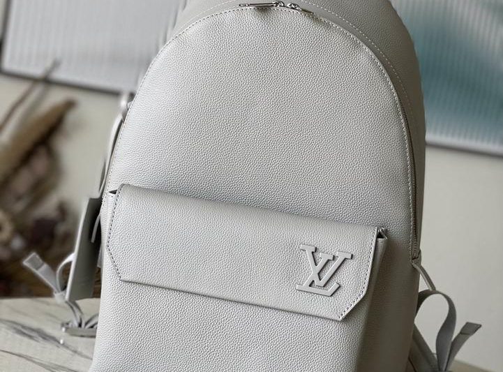 LV Replica Bags Aerogram M59325 30x43x14cm