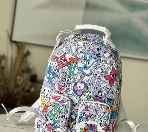 LV Replica Bags Multipocket M21846印花 30x40x15.5cm