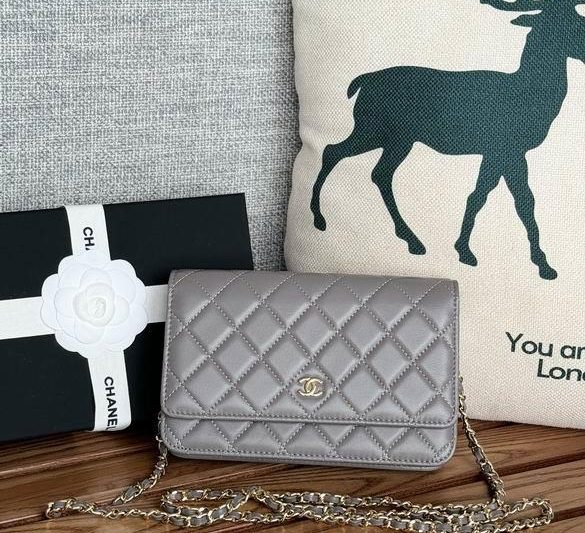 Chanel Replica Bags A 19cm YG 5