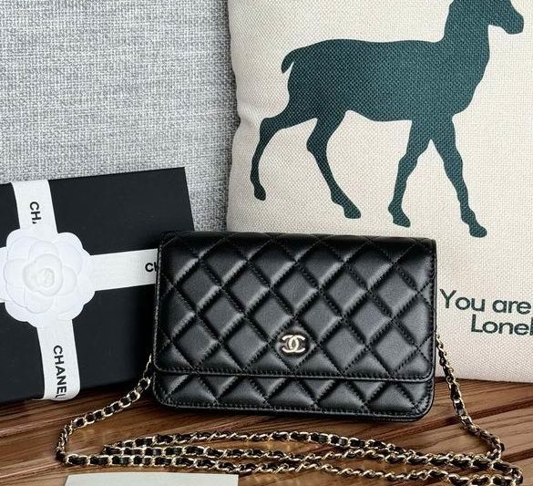 Chanel Replica Bags A 19cm YG 1