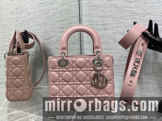 Dior Replica Bags Lady M0538复古粉羊金 20cm wz2色