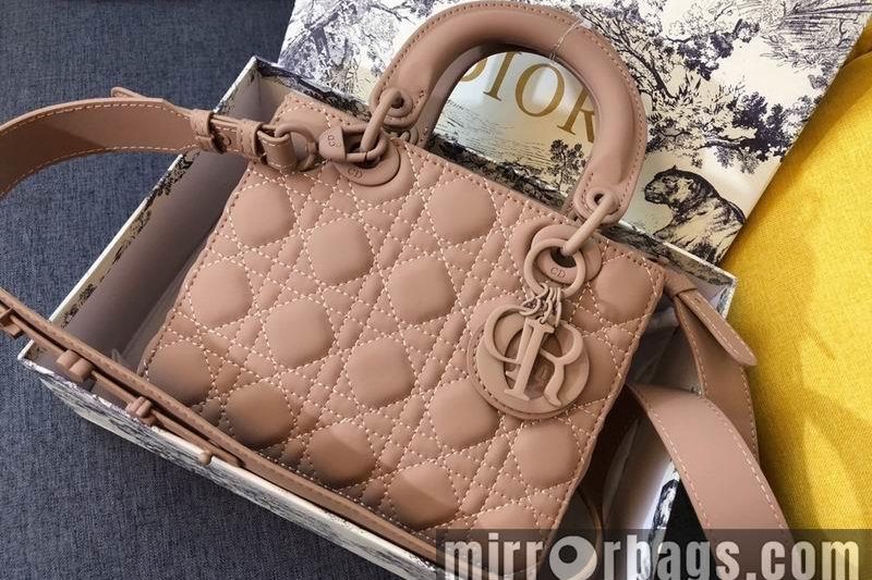 Dior Replica Bags M0538_1 20X16.5X8cm CN